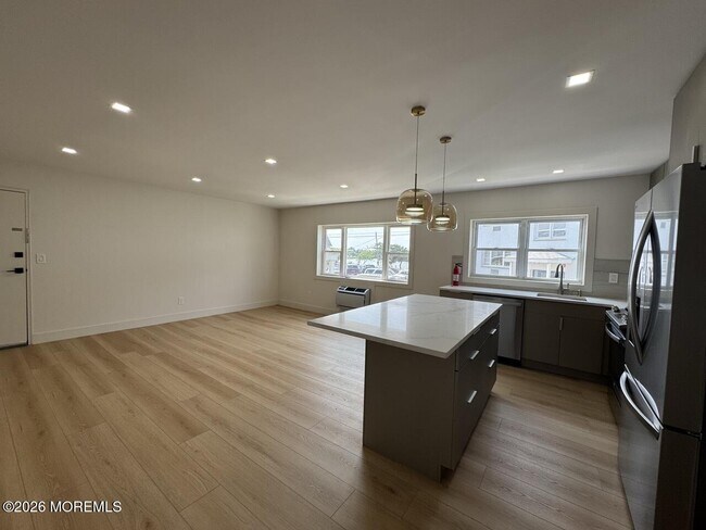 Foto del edificio - 1217 Ocean Ave N
