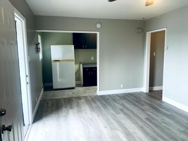 Foto del edificio - 1 bedroom in Oakland CA 94605