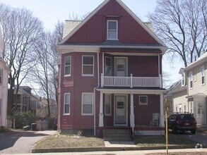 Building Photo - 248 Main St