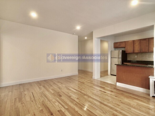 Foto del edificio - 270 Fort Washington Ave
