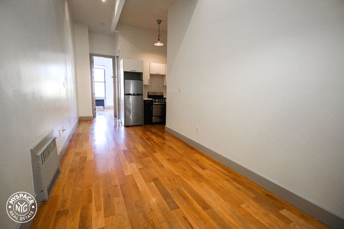 Primary Photo - 231 Jefferson St