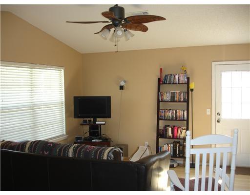 Foto del edificio - 3029 W Wildflower St
