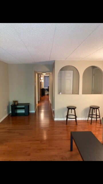 Foto del edificio - 15825 Orlan Brook Dr