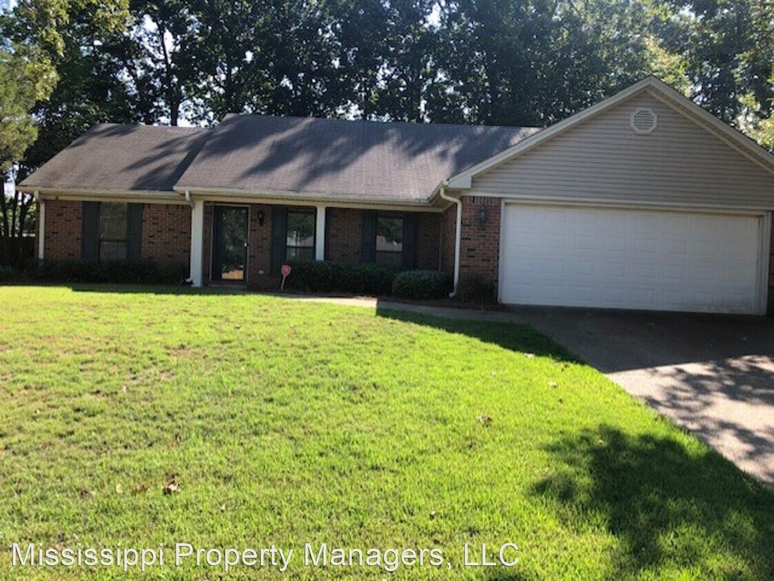 910 Holly Hill Dr, Tupelo, MS 38801 House Rental in Tupelo, MS