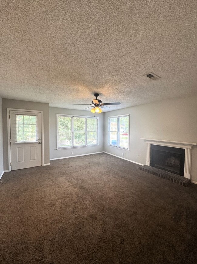 Building Photo - Available For Immediate Move-In!