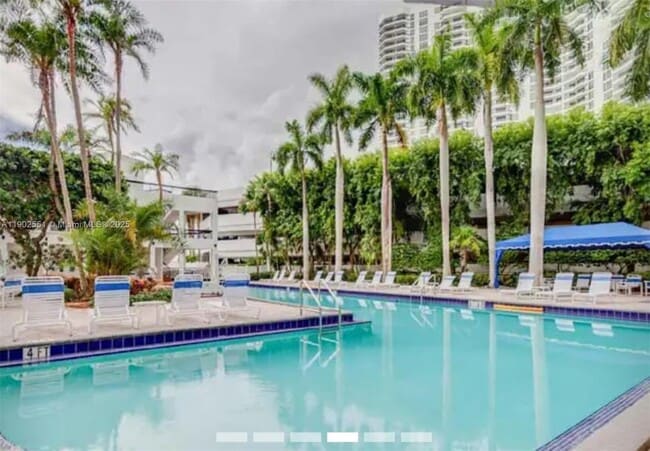 Foto del edificio - 3600 Mystic Pointe Dr