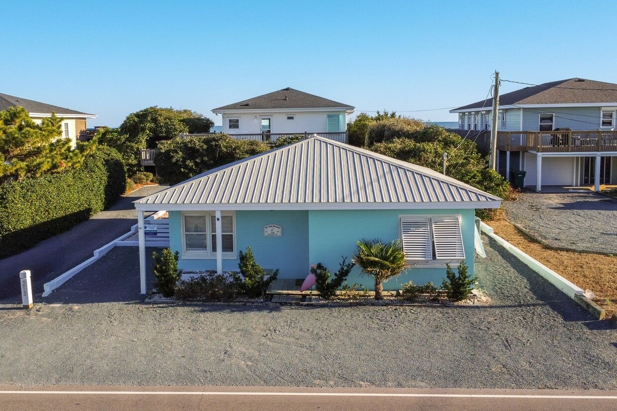 Primary Photo - Off Season Coastal Cottage Between Decembe...
