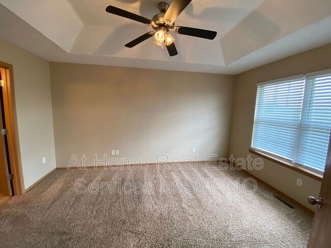 Foto del edificio - 753 Meadowview St