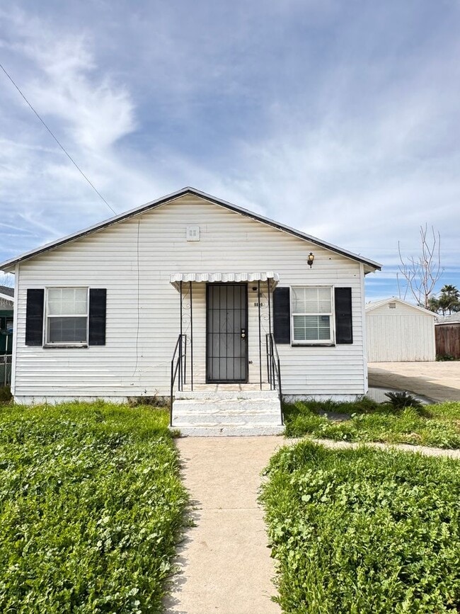 Building Photo - Cozy Home For Rent