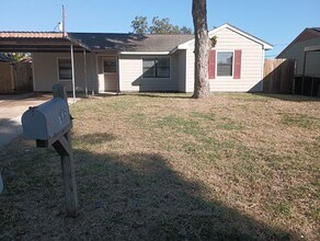 Building Photo - 718 Champs St