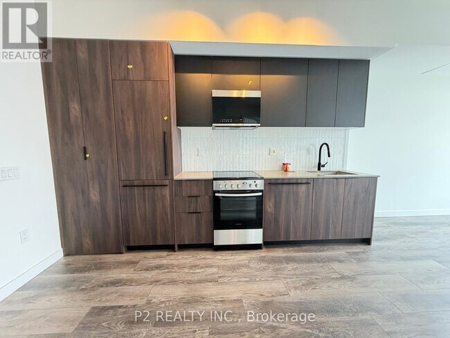 Photo du bâtiment - 1635 Military Trail