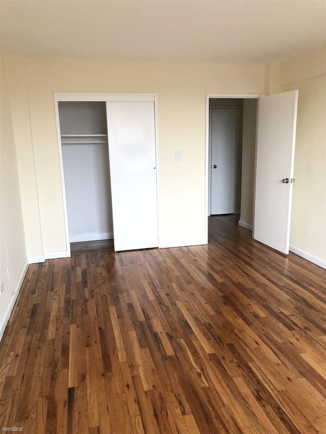 Building Photo - 2 br, 1 bath  - 1279 E 17th St