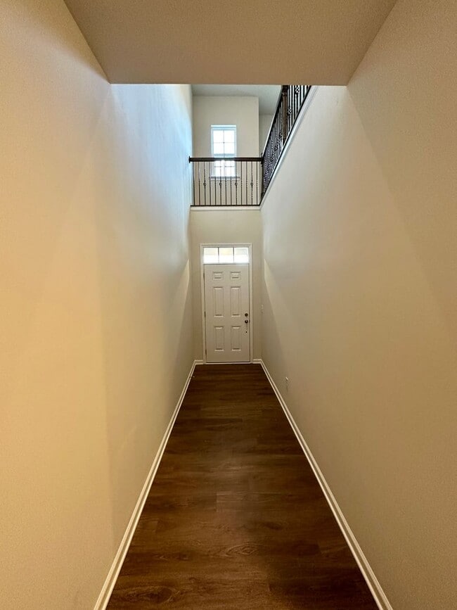 Foto del edificio - Brand New Elegant Townhome located in Ballantyne!