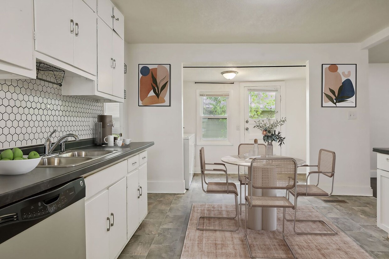 Foto principal - NE MPLS Fantastic Single Family Home, New ...