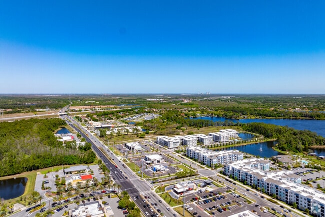 11929 Pioneers Way Orlando, FL 32832 - Novel Nona