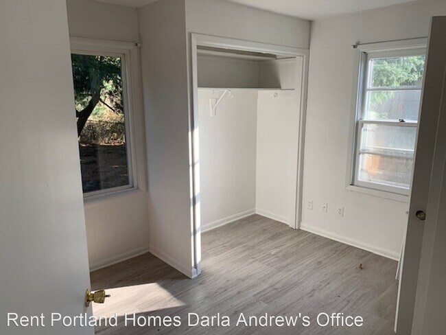 Building Photo - 2 br, 1 bath House - 406 SE 109th Avenue