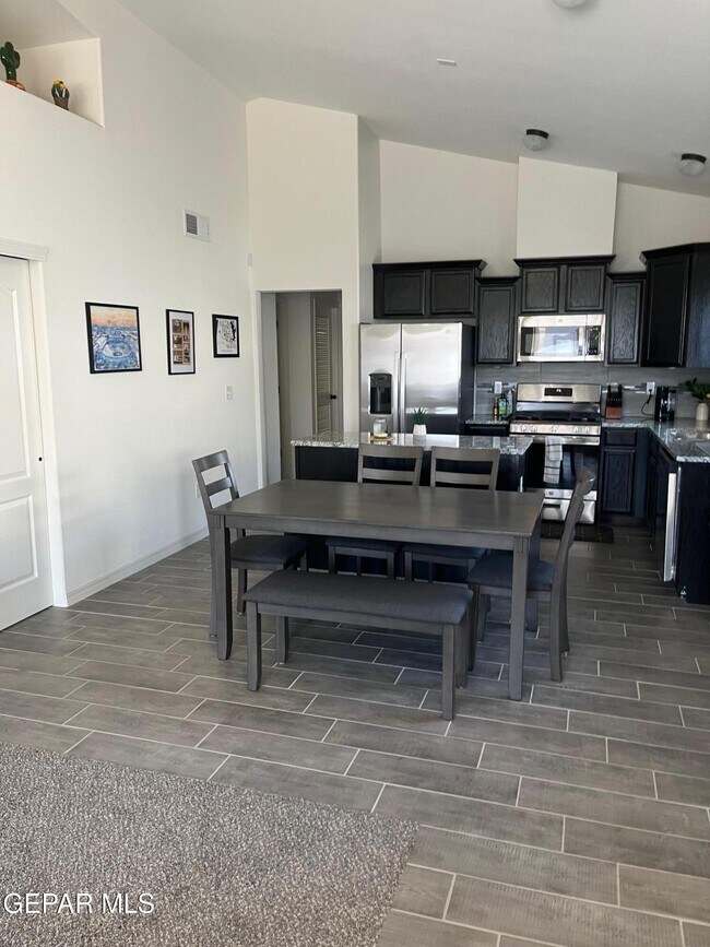 Building Photo - 14309 Bill Lazor Pkwy