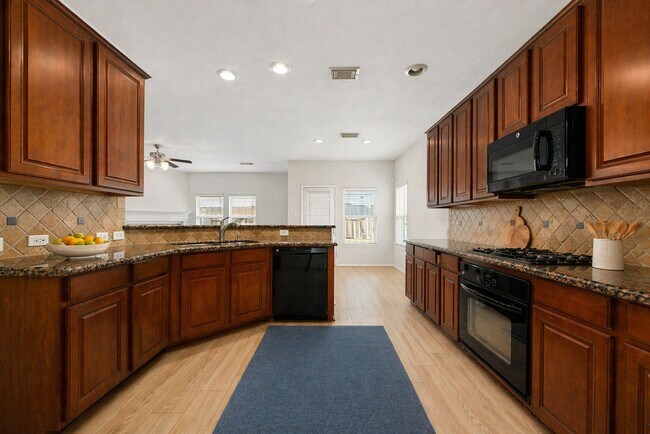 Building Photo - 21426 Venture Park Dr