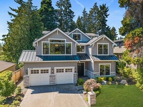 Building Photo - 1709 99th Ave NE