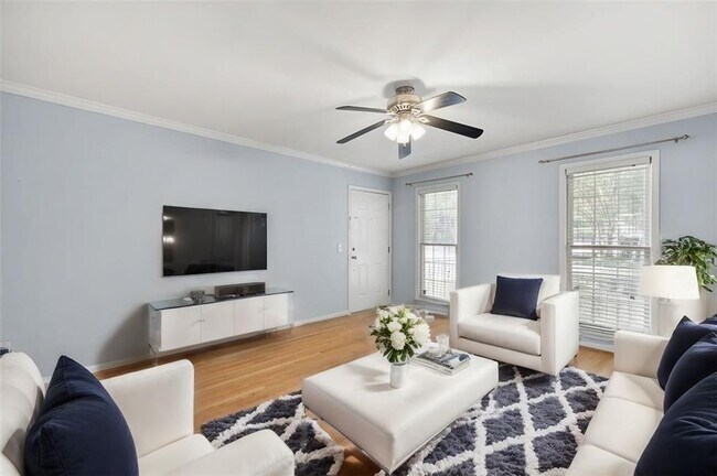 Foto del edificio - 1101 Collier Rd NW
