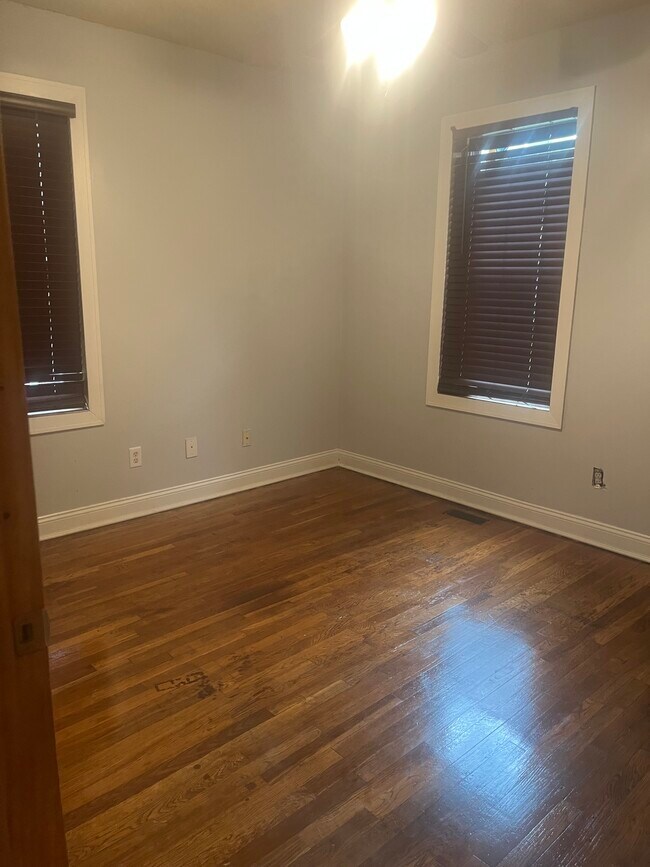 Foto del edificio - 4049 Darby St