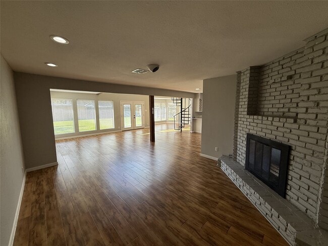 Building Photo - 10031 Haddington Dr