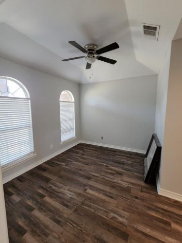 Foto del edificio - 4601 Floyd Ct