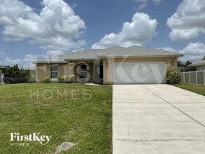 Building Photo - 1301 SW 15th St