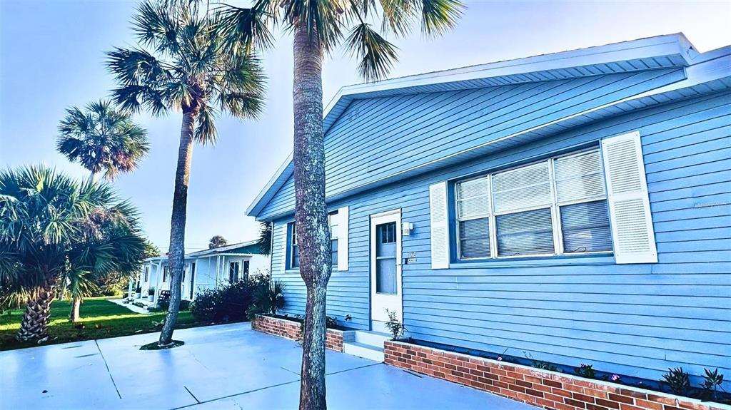 Primary Photo - 124 Boynton Blvd