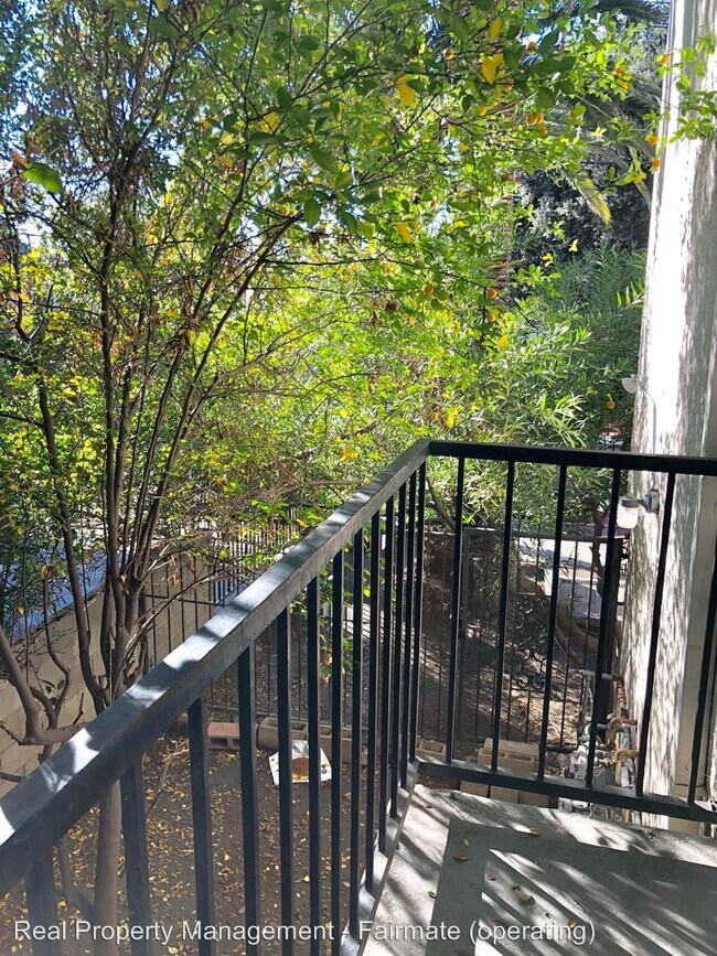 Foto del edificio - 3 br, 3 bath House - 736 N Garfield Ave #102