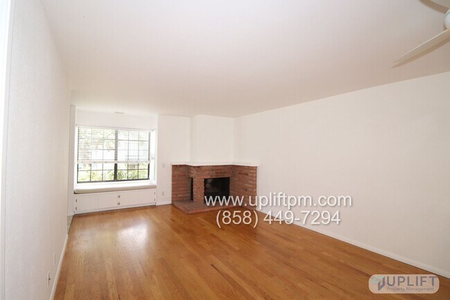 Building Photo - 1 Bed 1 Bath near UCSD, laundry in unit, P...