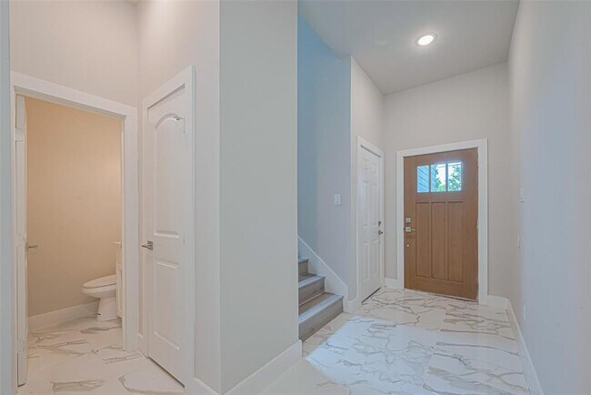 Building Photo - 2414 Sam Wilson St
