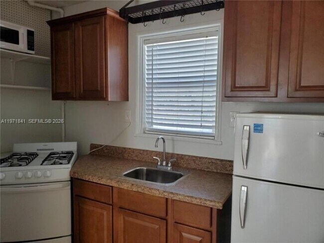 Building Photo - 309 Crocus Terrace