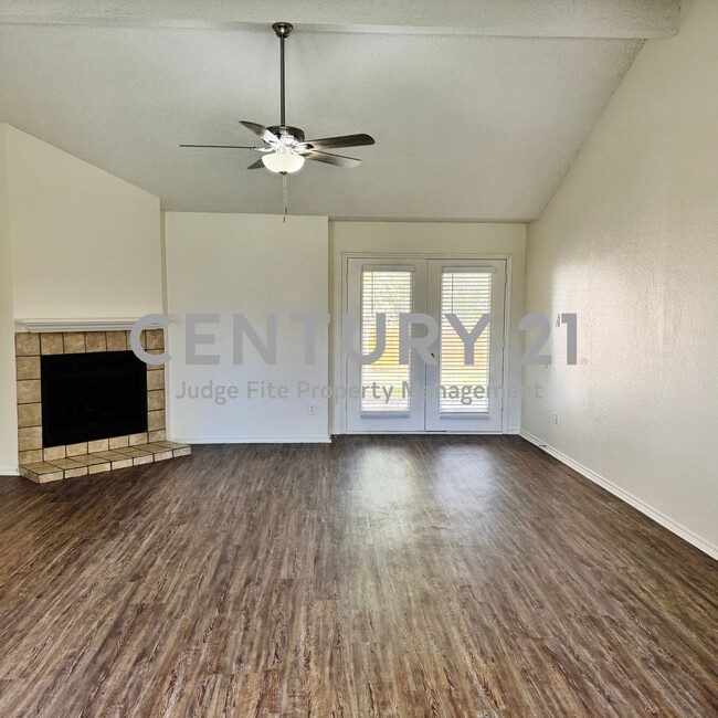 Foto del edificio - Gorgeous 4/2/ in Plano Ready For Move-In!