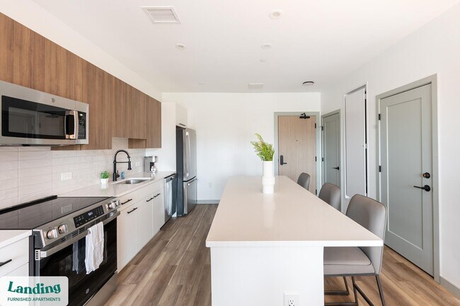 Foto del edificio - 39 Railroad Ave