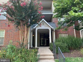 Building Photo - 12158 Penderview Ln