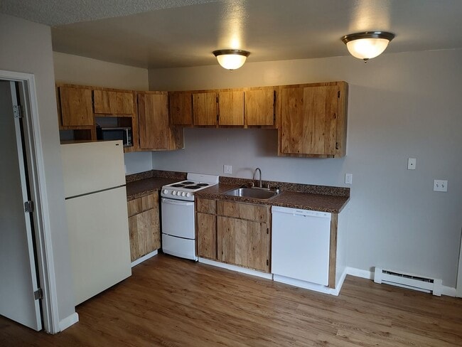 Interior Photo - Peak 1465
