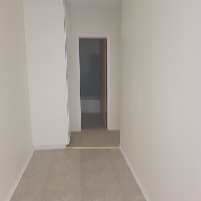 Foto del edificio - 2501 Beverley Ave