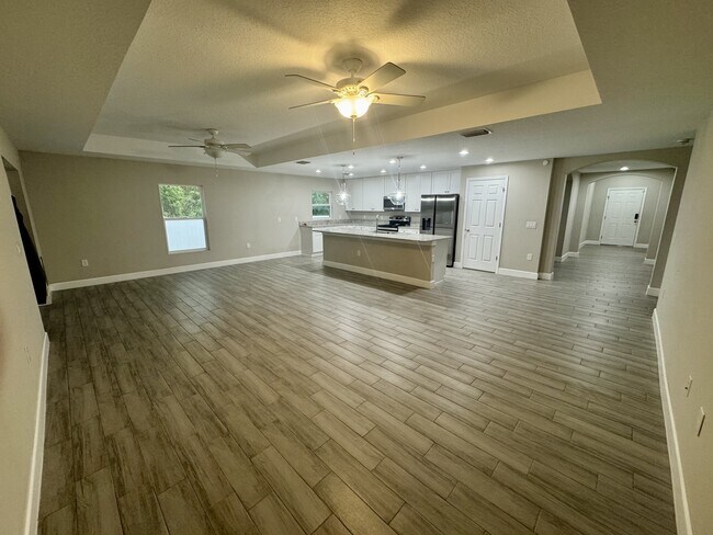 Foto del edificio - 1785 Holbrook Rd NW