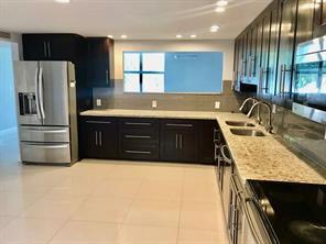 Northeast 30th Place, Aventura, FL 33180 -... - Northeast 30th Place, Aventura, FL 33180 -...