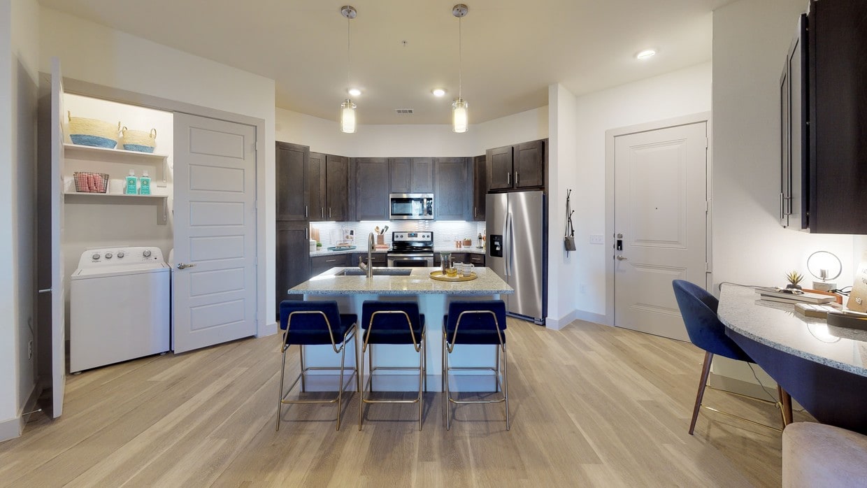 Photo - The James at Canyon Creek Apartments