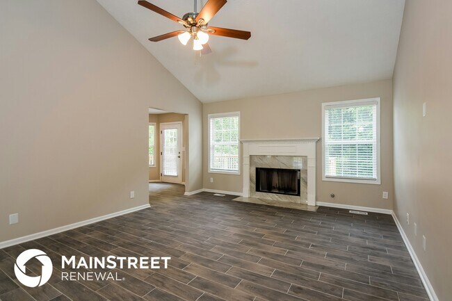 Building Photo - 4880 Wynford Ln