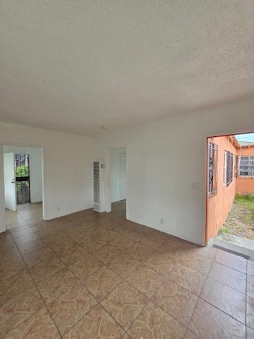 Foto del edificio - 624 W Magnolia St