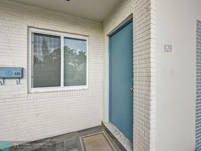 Foto del edificio - 829 SW 14th St