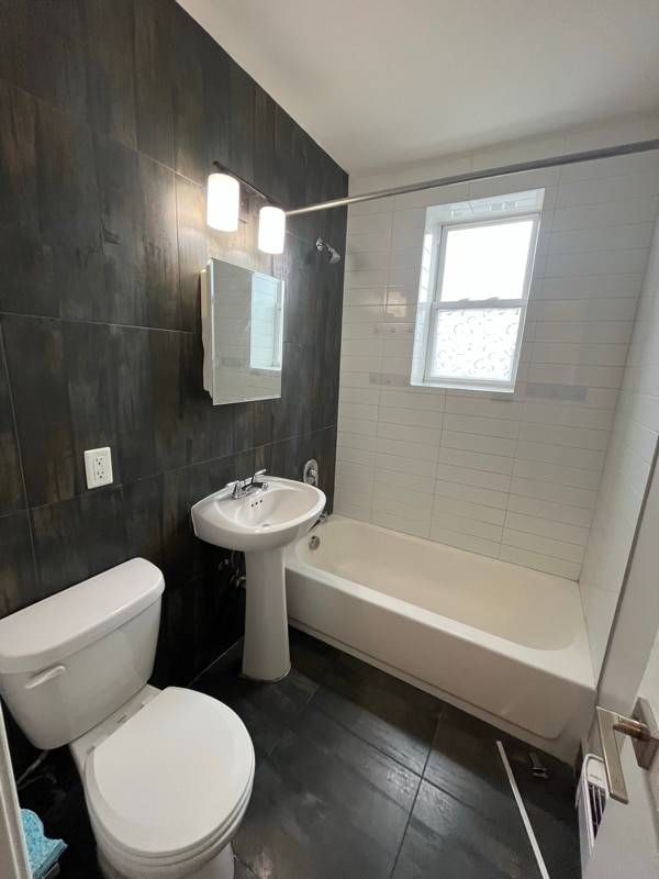 Foto del edificio - 106 N Grove St