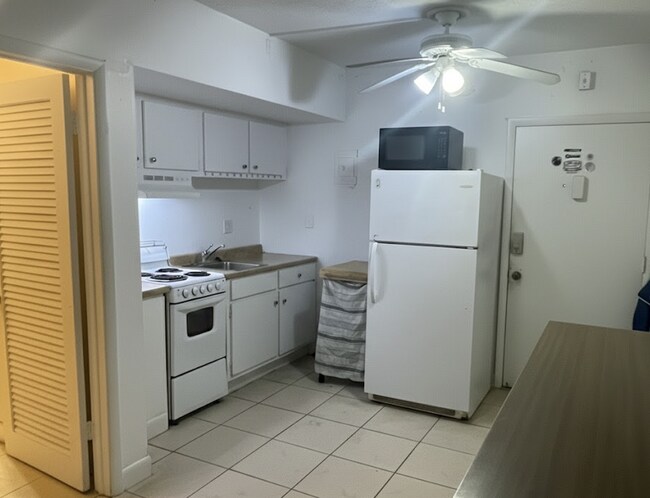 Foto del edificio - 4800 Ocean Beach Blvd