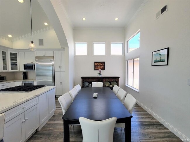 Building Photo - 5532 Spinnaker Bay Dr