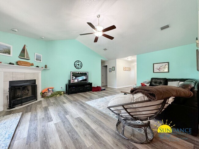 Foto del edificio - Beautiful 3 Bedroom Home in Mary Esther!