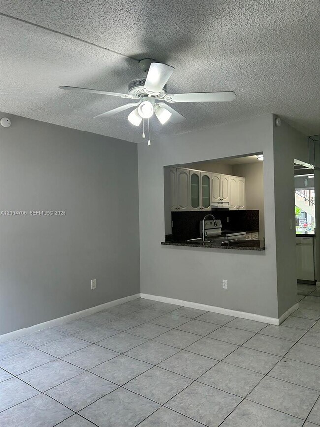 Foto del edificio - 14867 SW 104th St