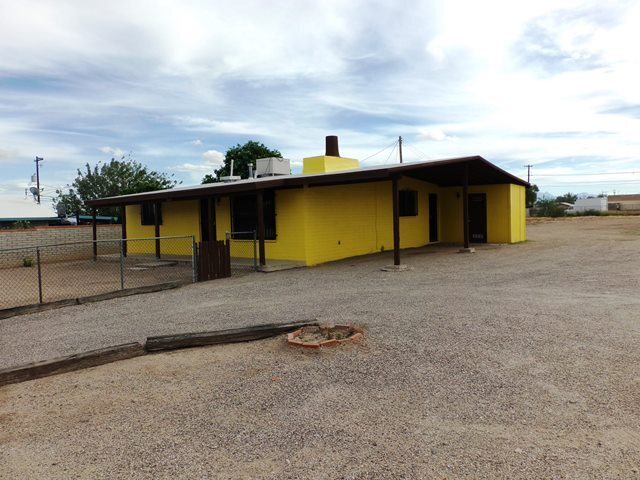 Building Photo - 1611 W San Marcos Blvd
